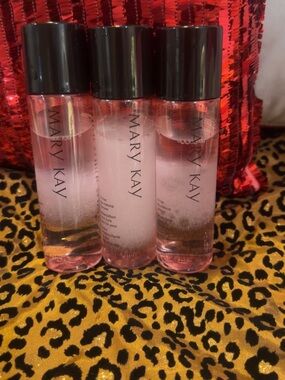 Set of 3 NWB-Mary Kay Pink Makeup Remover Spray Trio